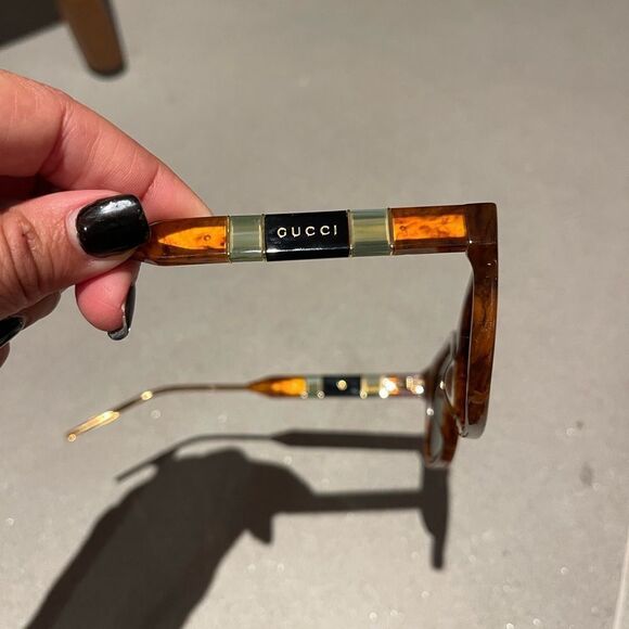 NWT Gucci sunglasses. - Picture 5 of 7